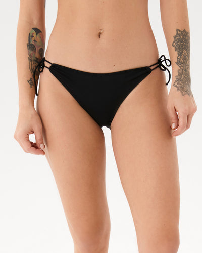 Siyah İpli Üçgen Bikini Altı