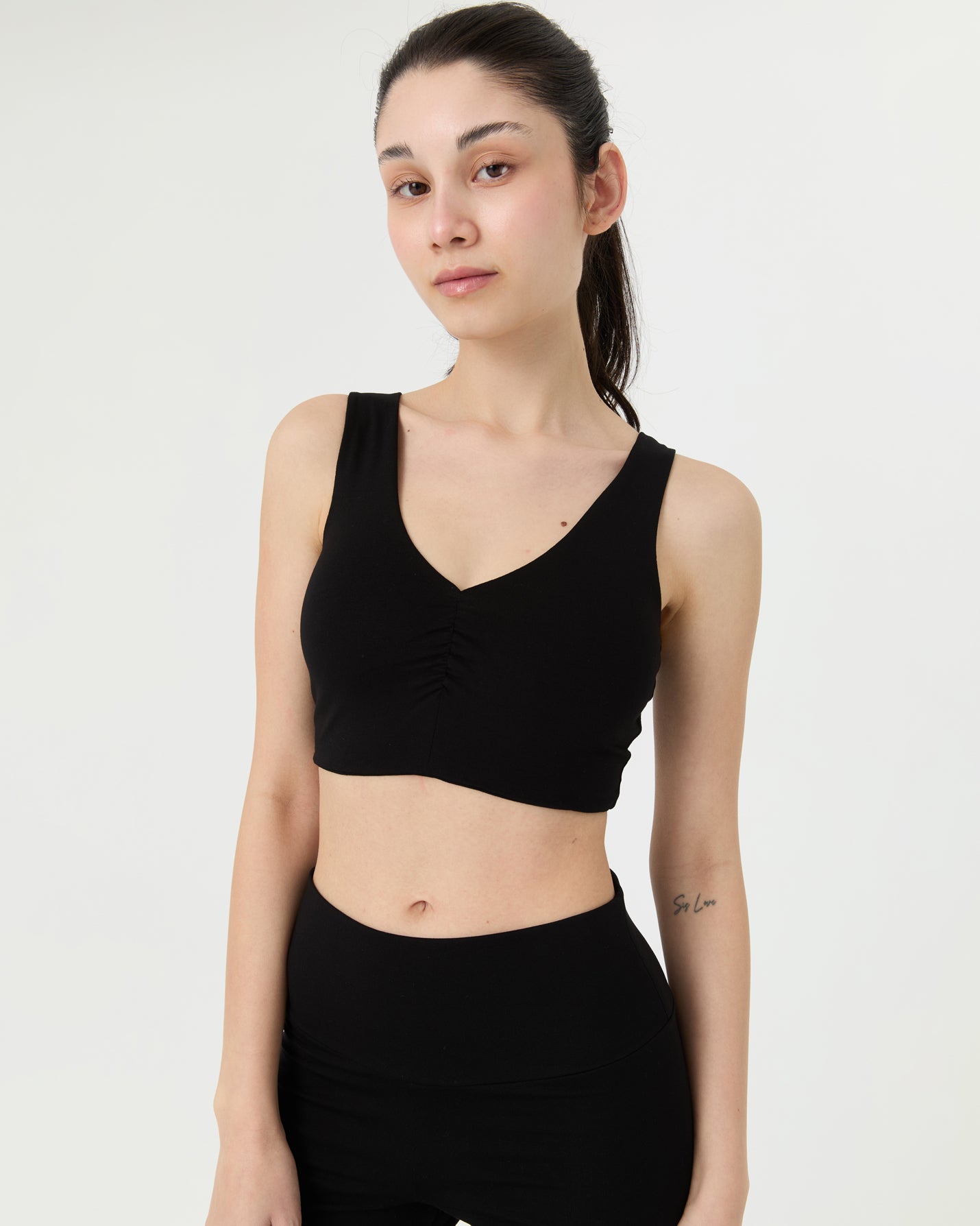 Siyah Büzgülü V Yaka Yoga Bra