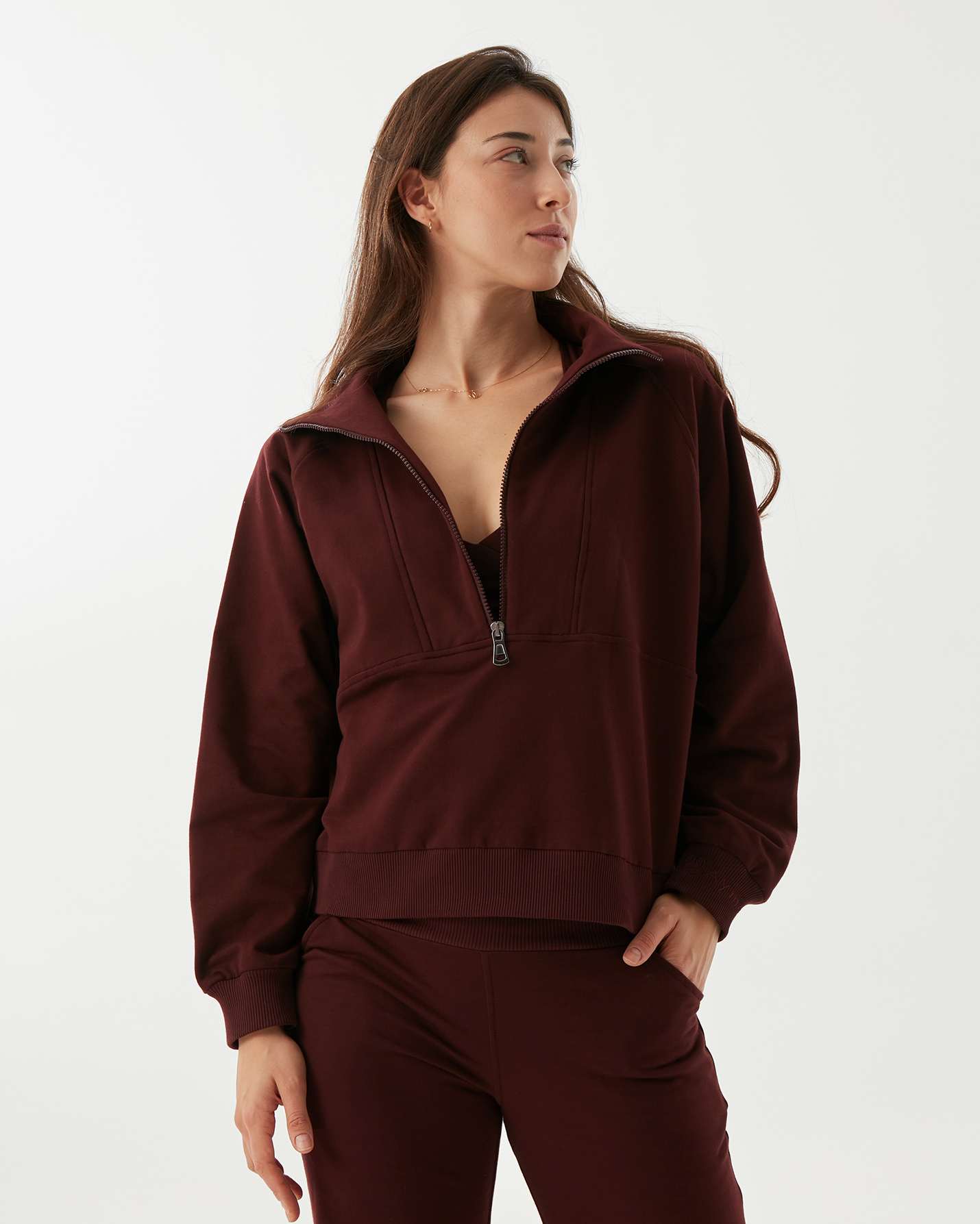 Dik Yaka Sweatshirt