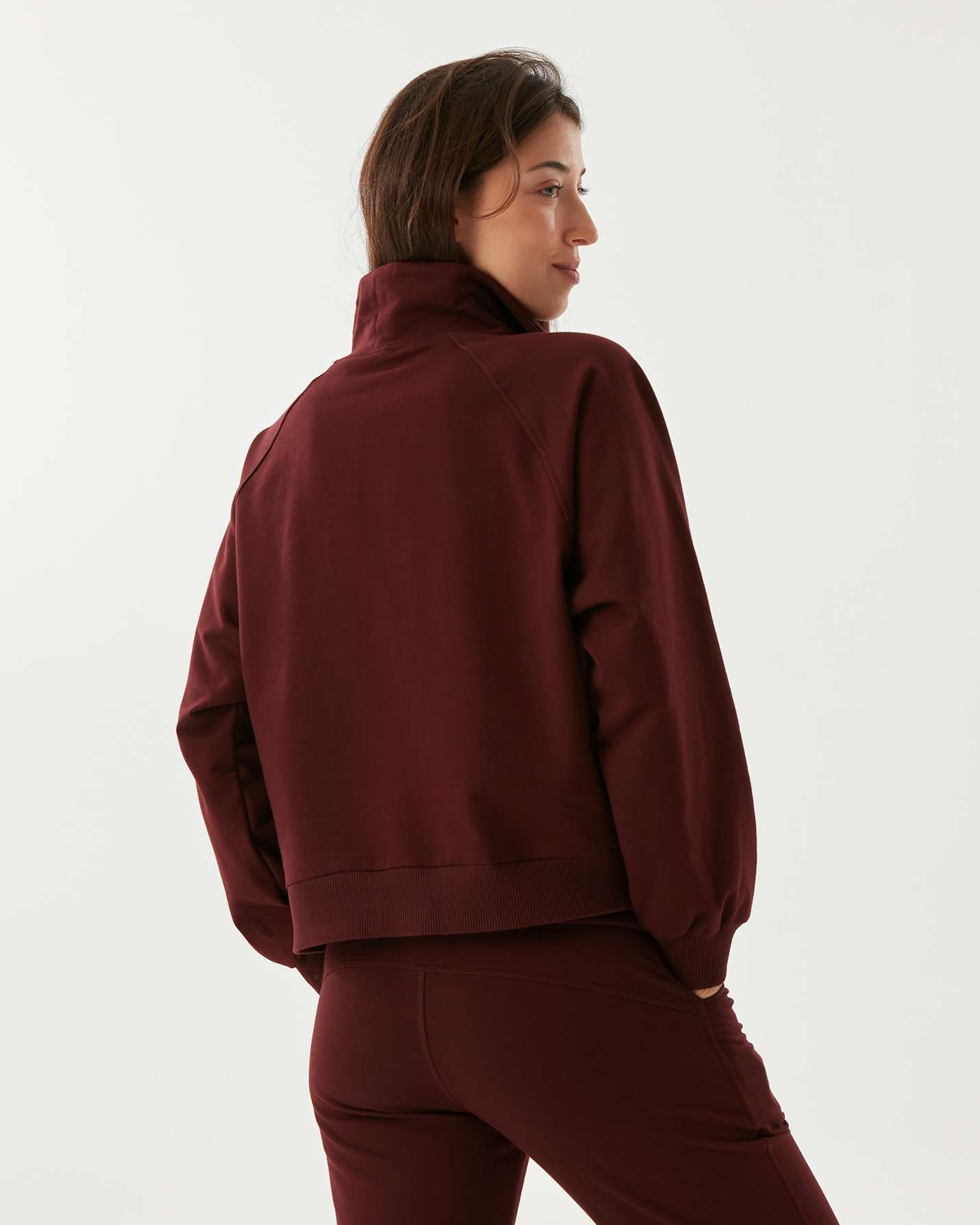 Dik Yaka Sweatshirt