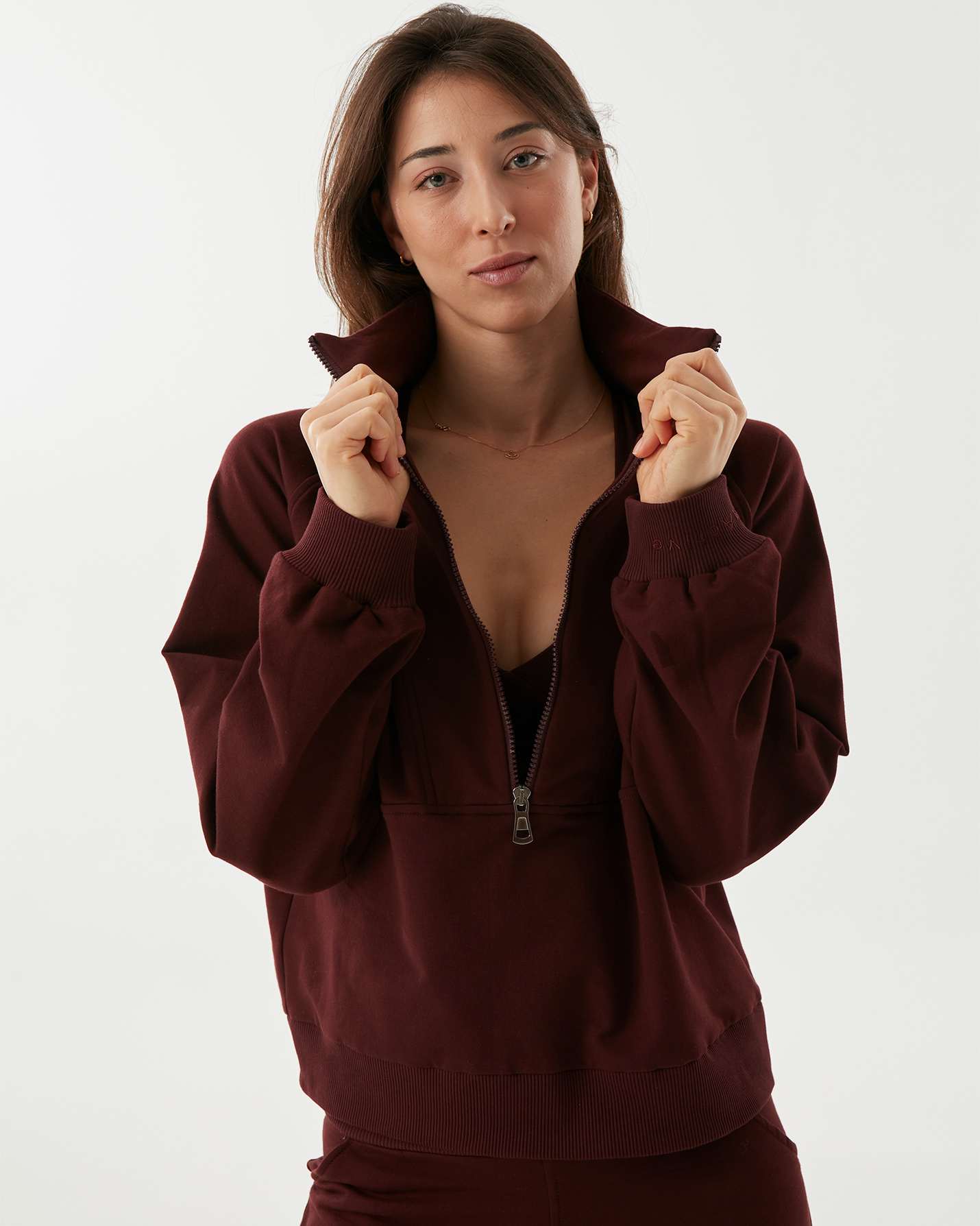 Dik Yaka Sweatshirt