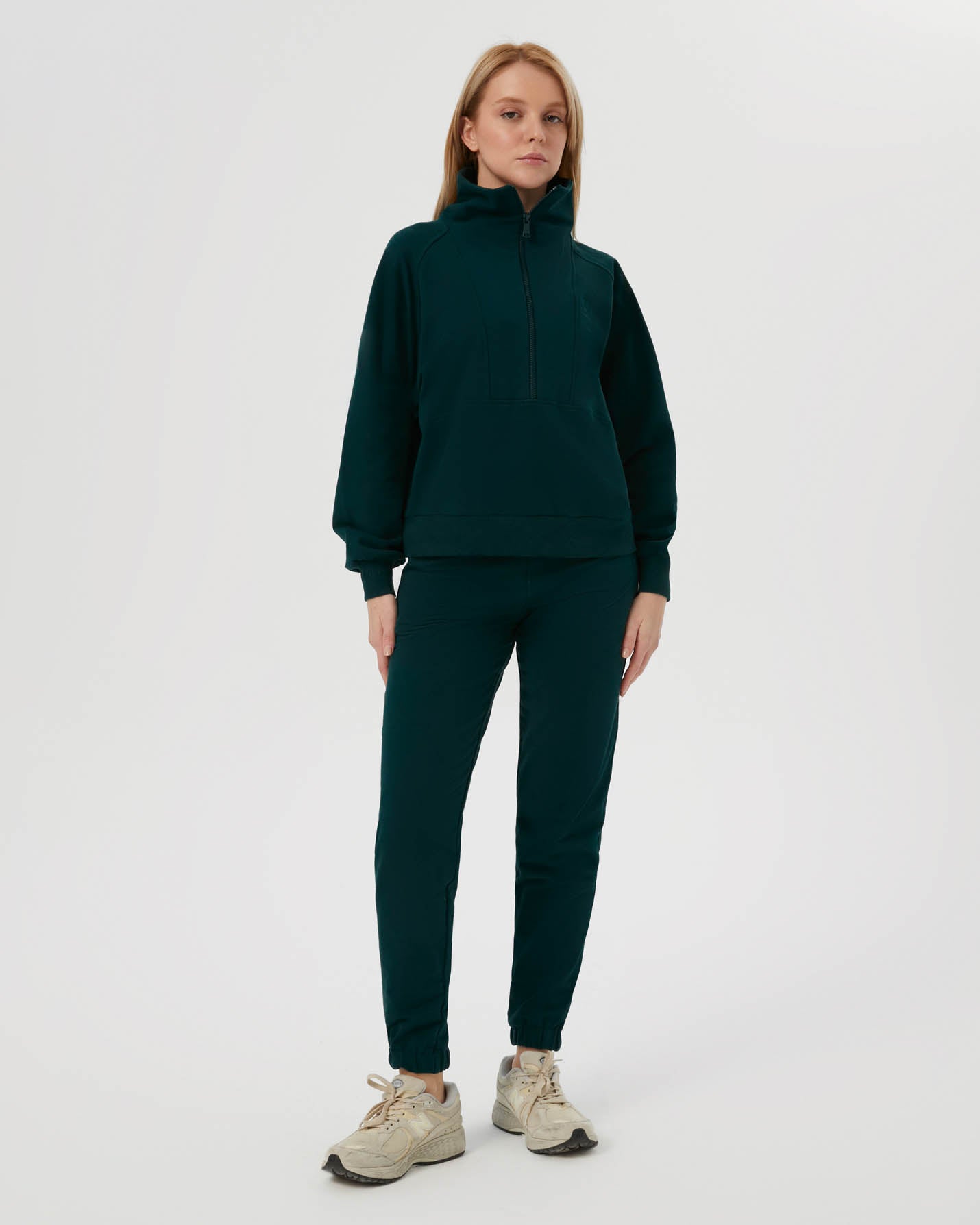 Dik Yaka Sweatshirt
