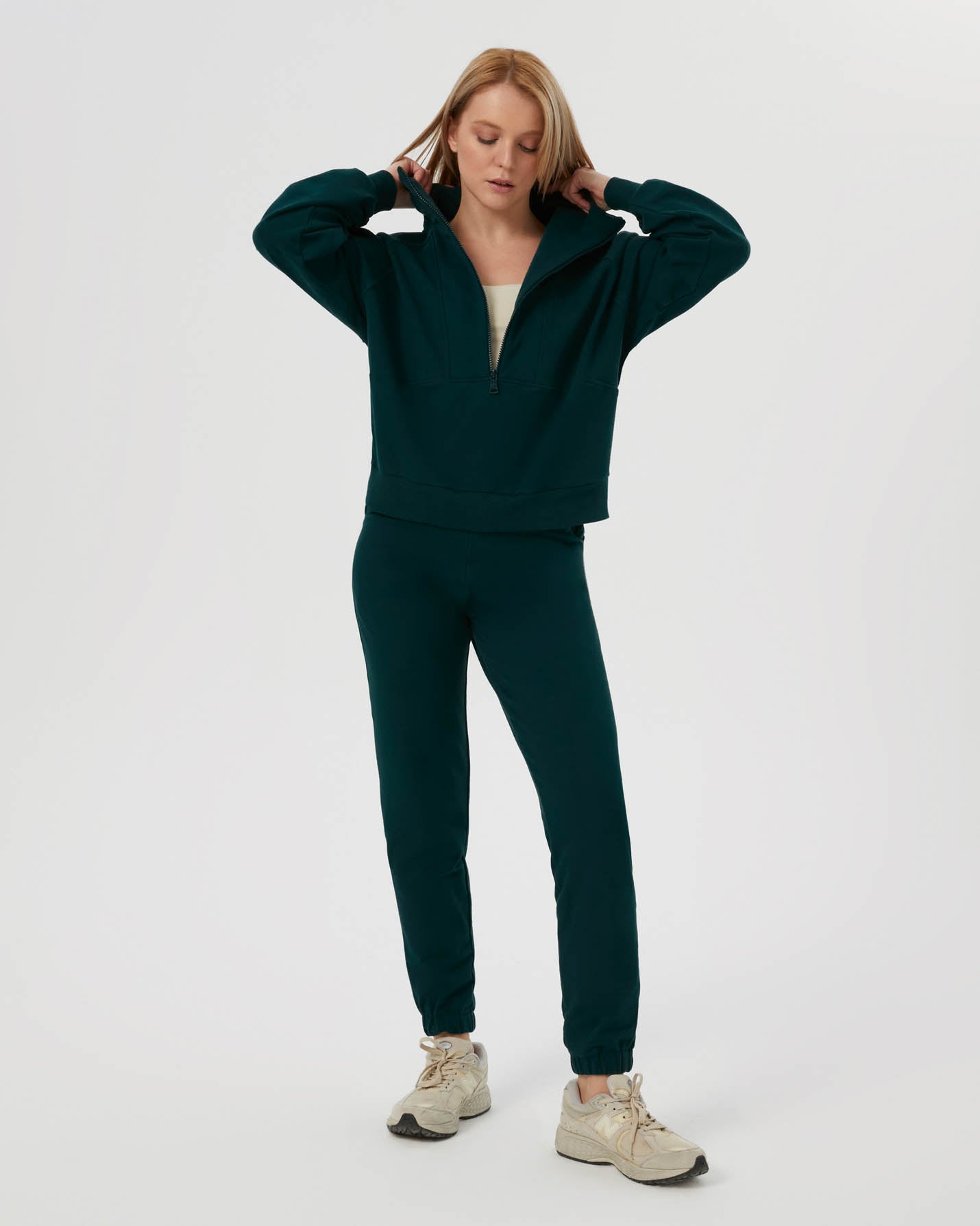 Dik Yaka Sweatshirt