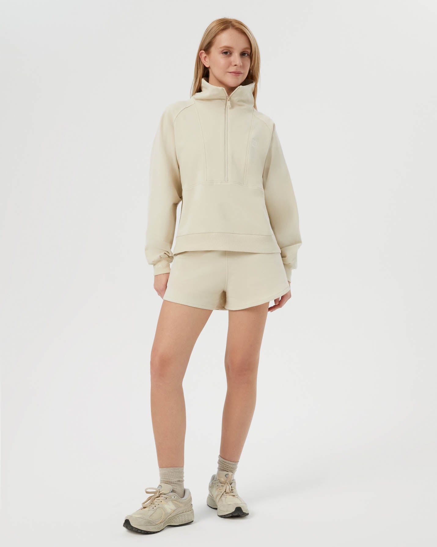 Dik Yaka Sweatshirt