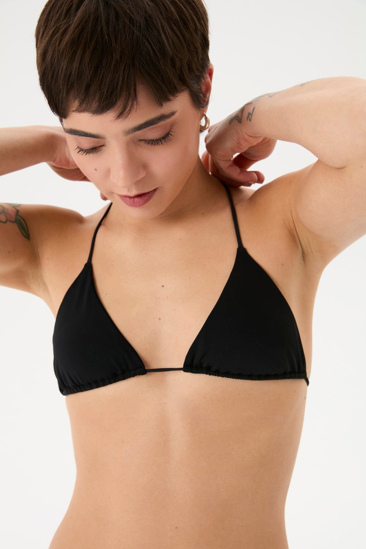 Siyah İpli Üçgen Bikini Takım