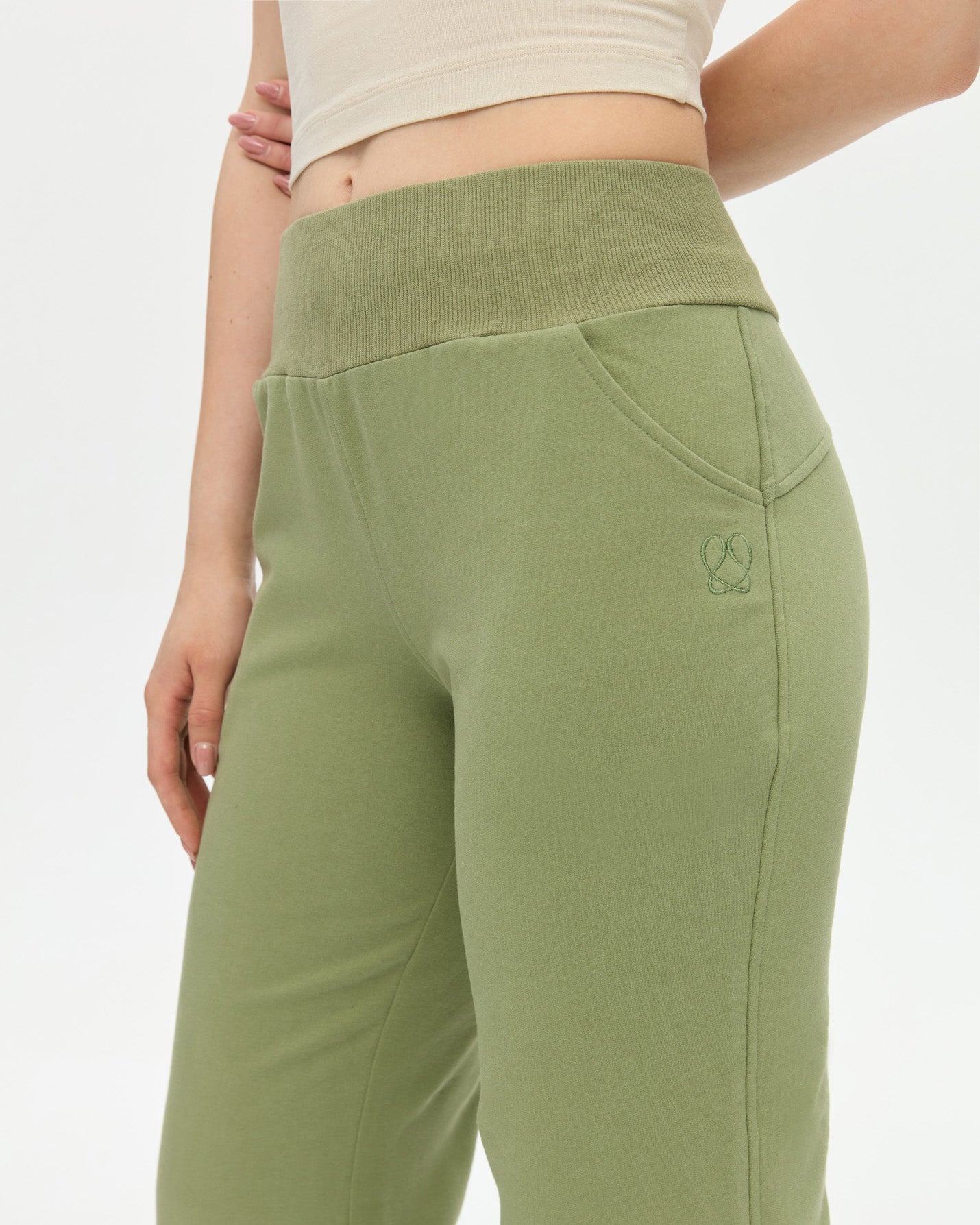 Matcha Bol Paça Eşofman