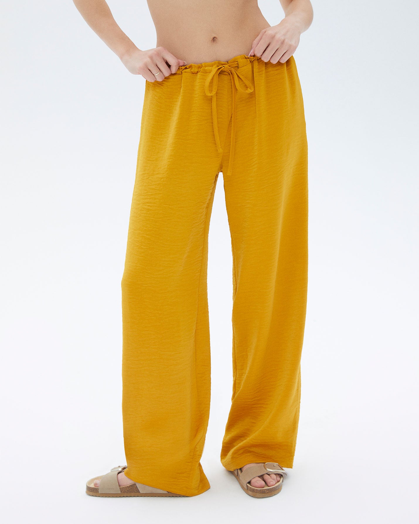 Bağcıklı Büzgülü Pantolon