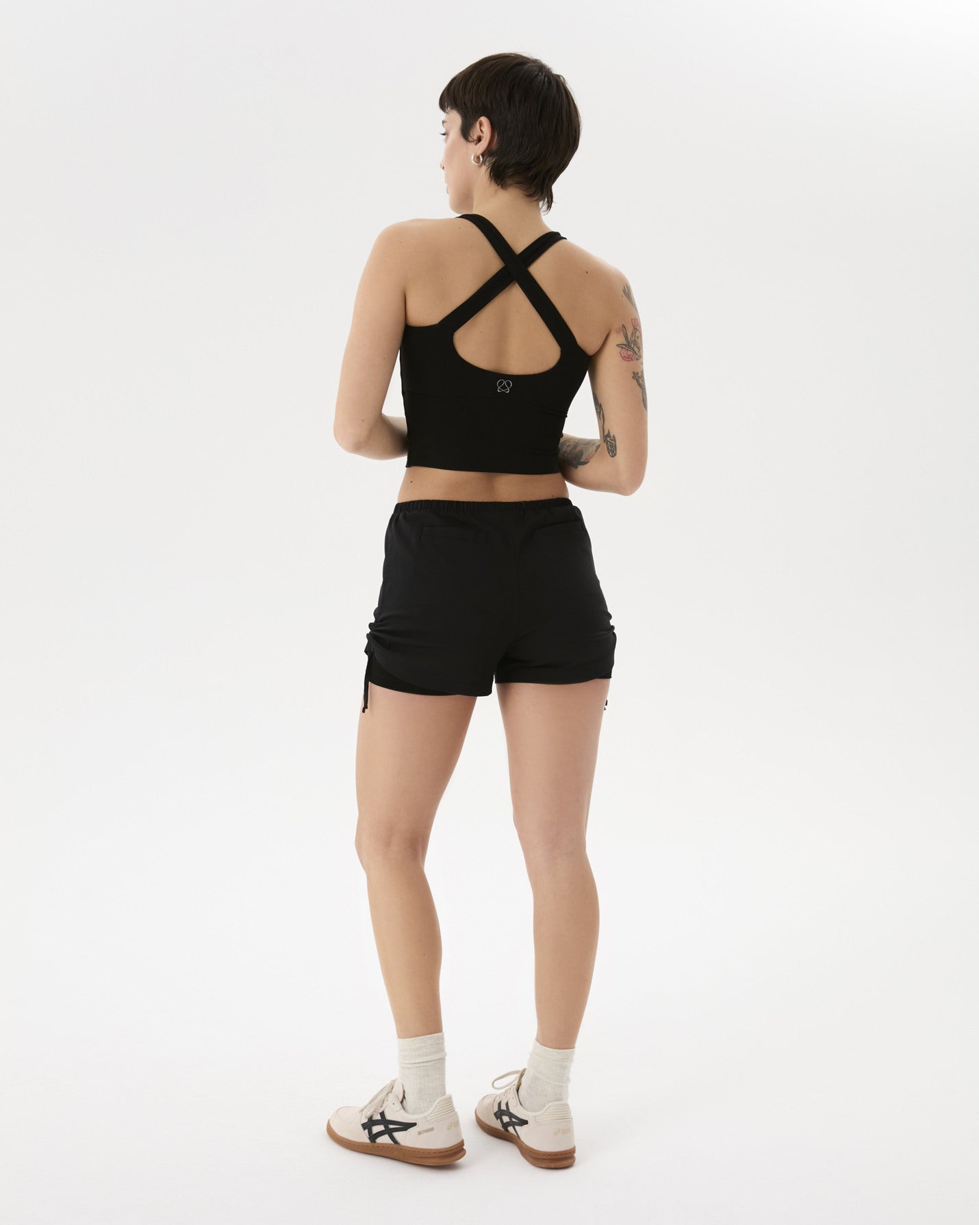 Siyah Çift Katlı Büzgülü Şort