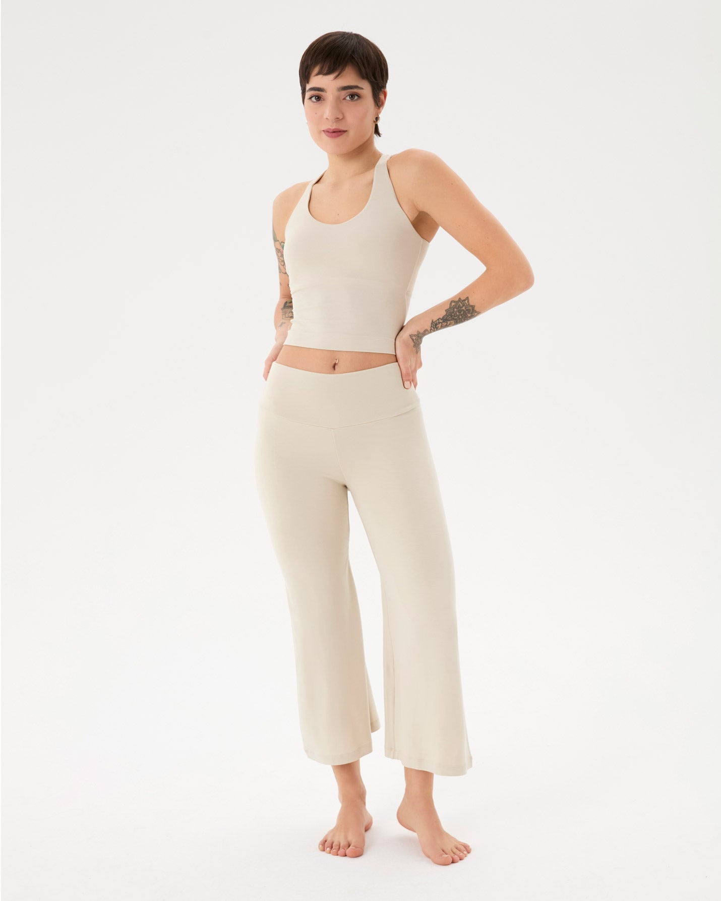 Krema Halter Half Crop Bluz