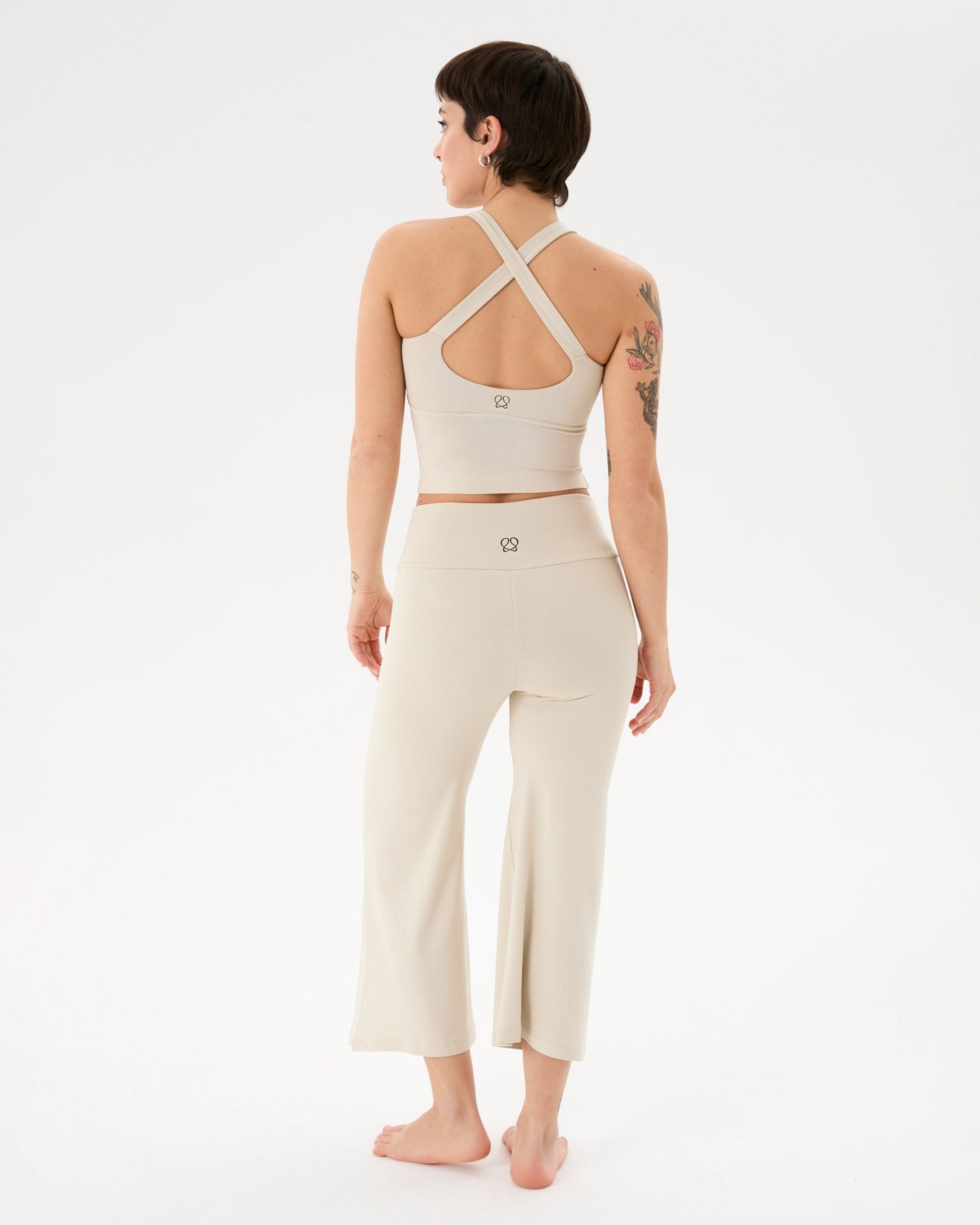 Krema Halter Half Crop Bluz