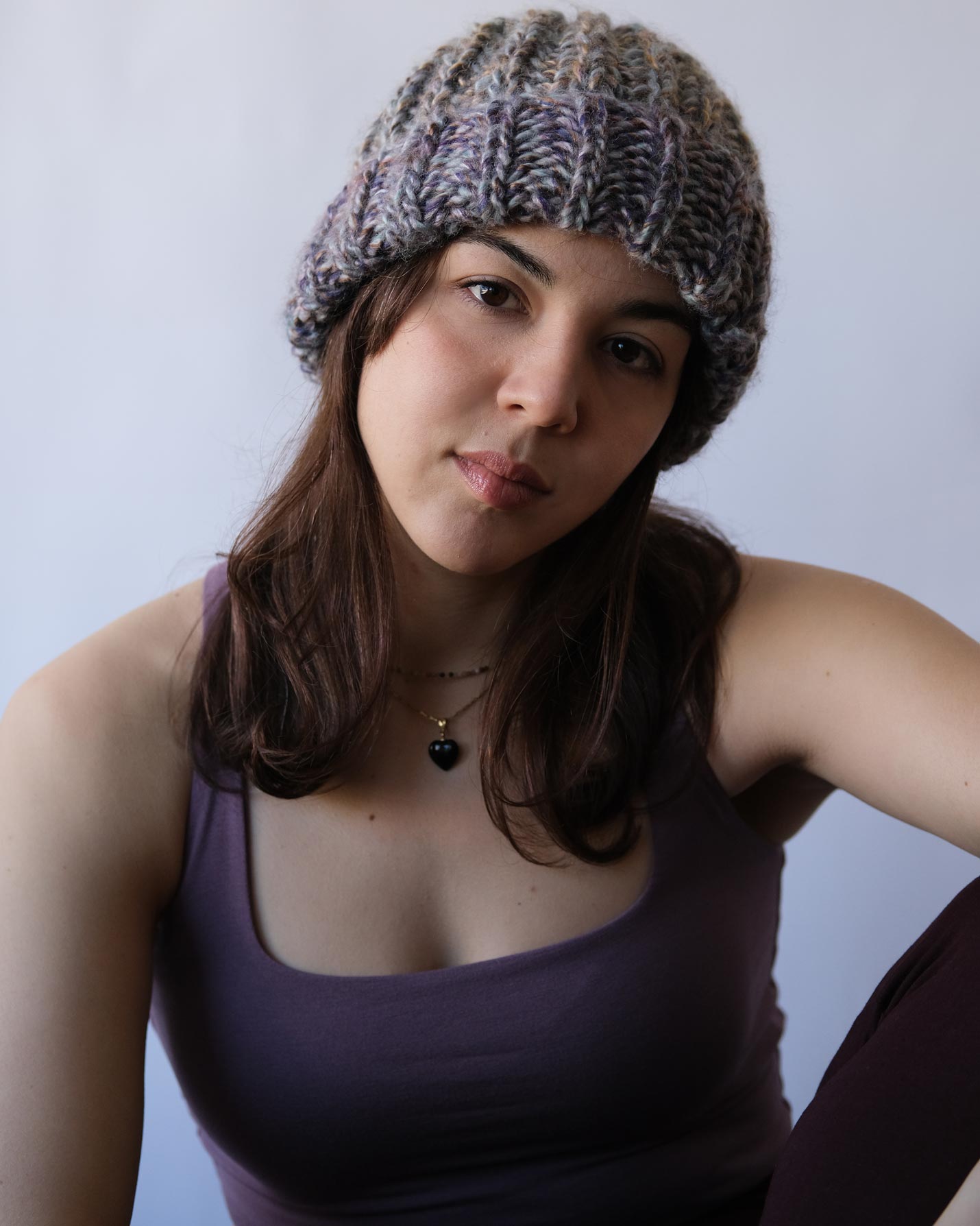 Menekşe El Örgüsü Bere