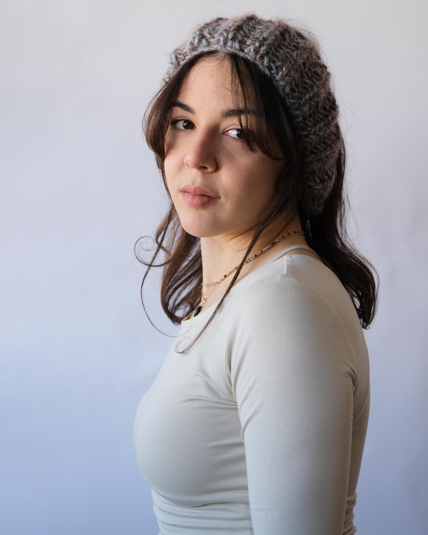 Menekşe El Örgüsü Saç Bandı