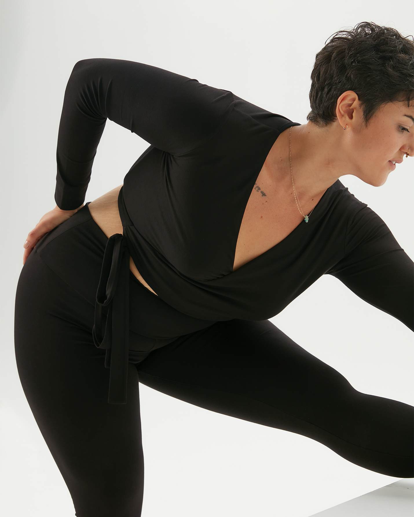 Siyah Anvelop Wrap Crop