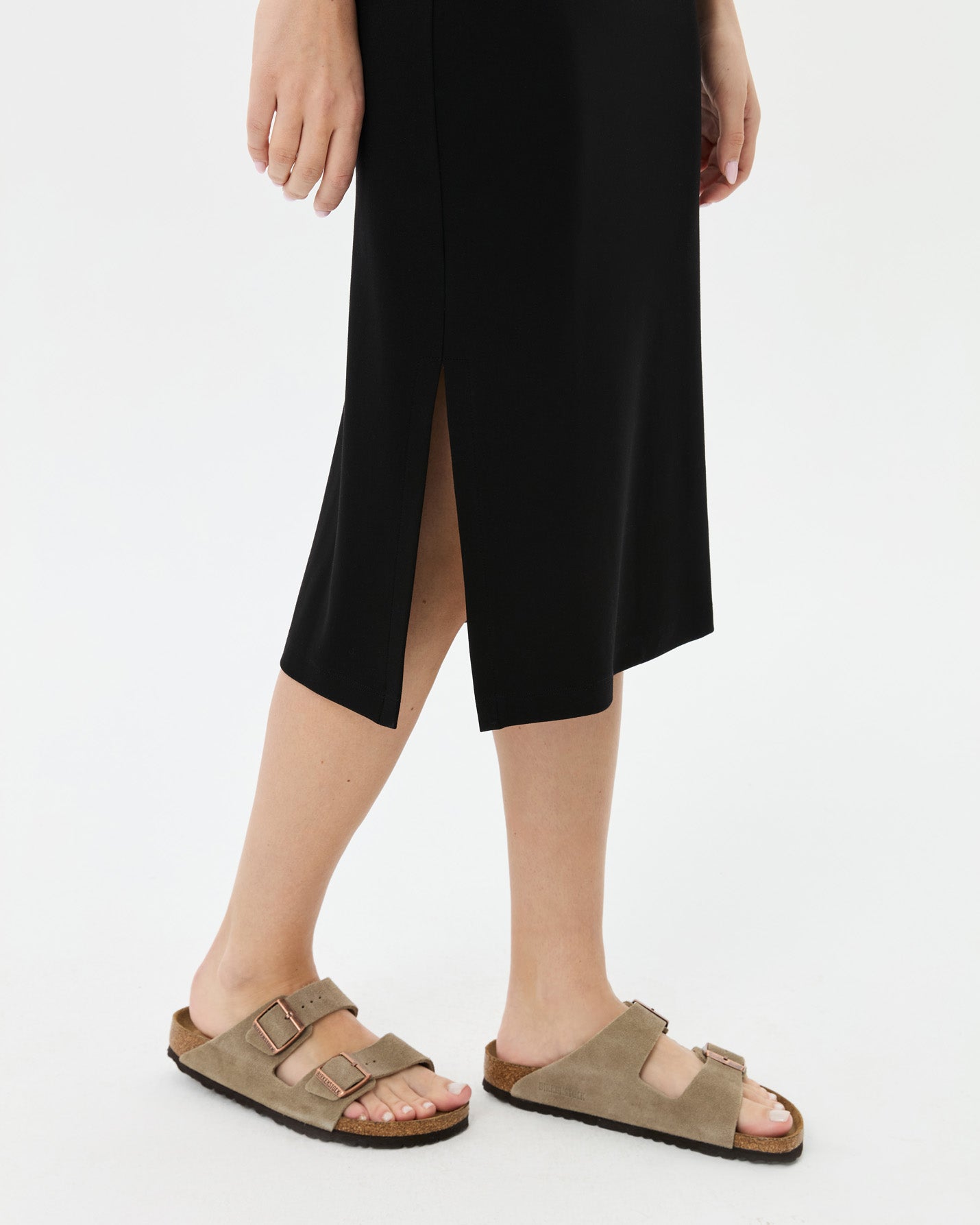 Siyah Askılı Midi Elbise