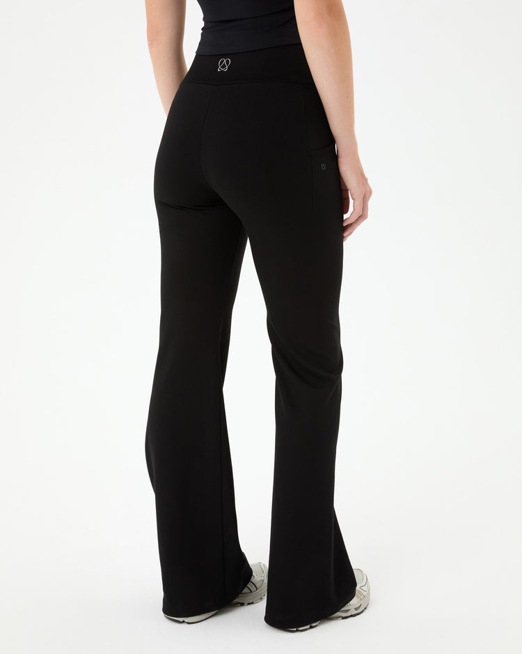 Siyah Cepli Flare Pantolon