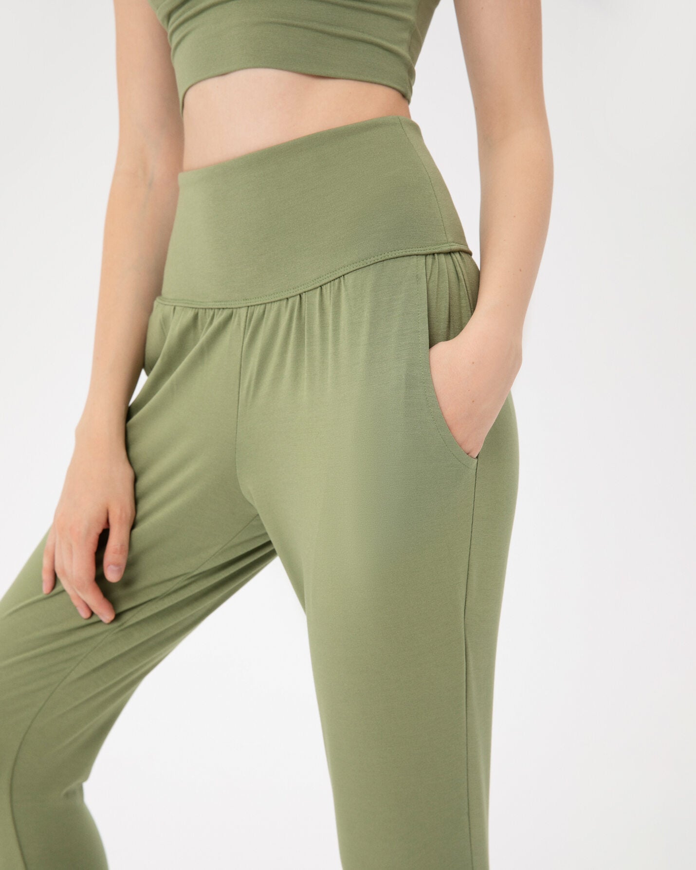 Matcha Comfort Pants