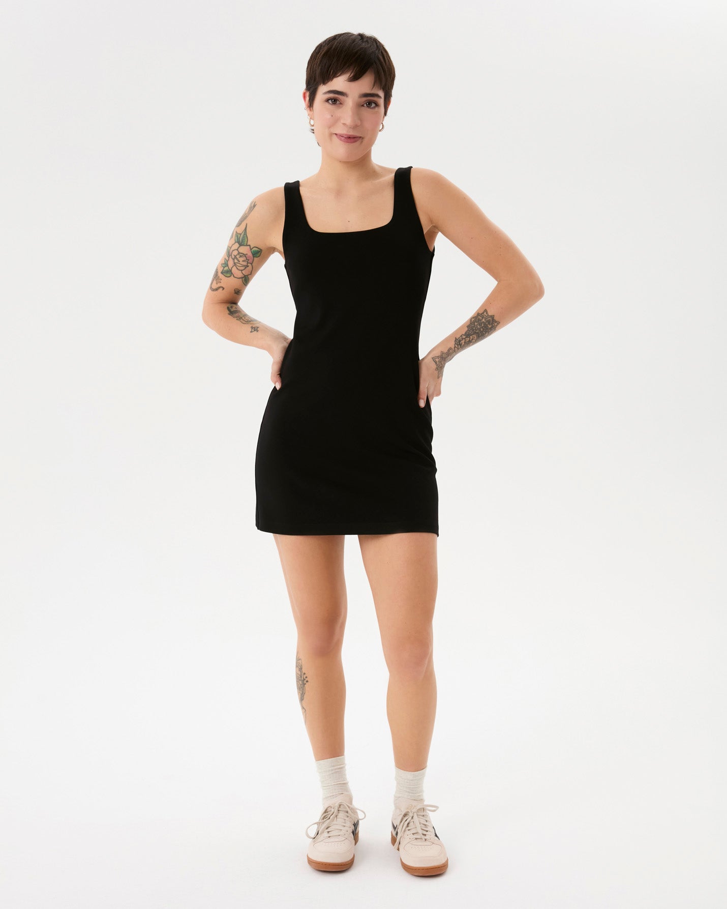 Siyah Low Back Elbise