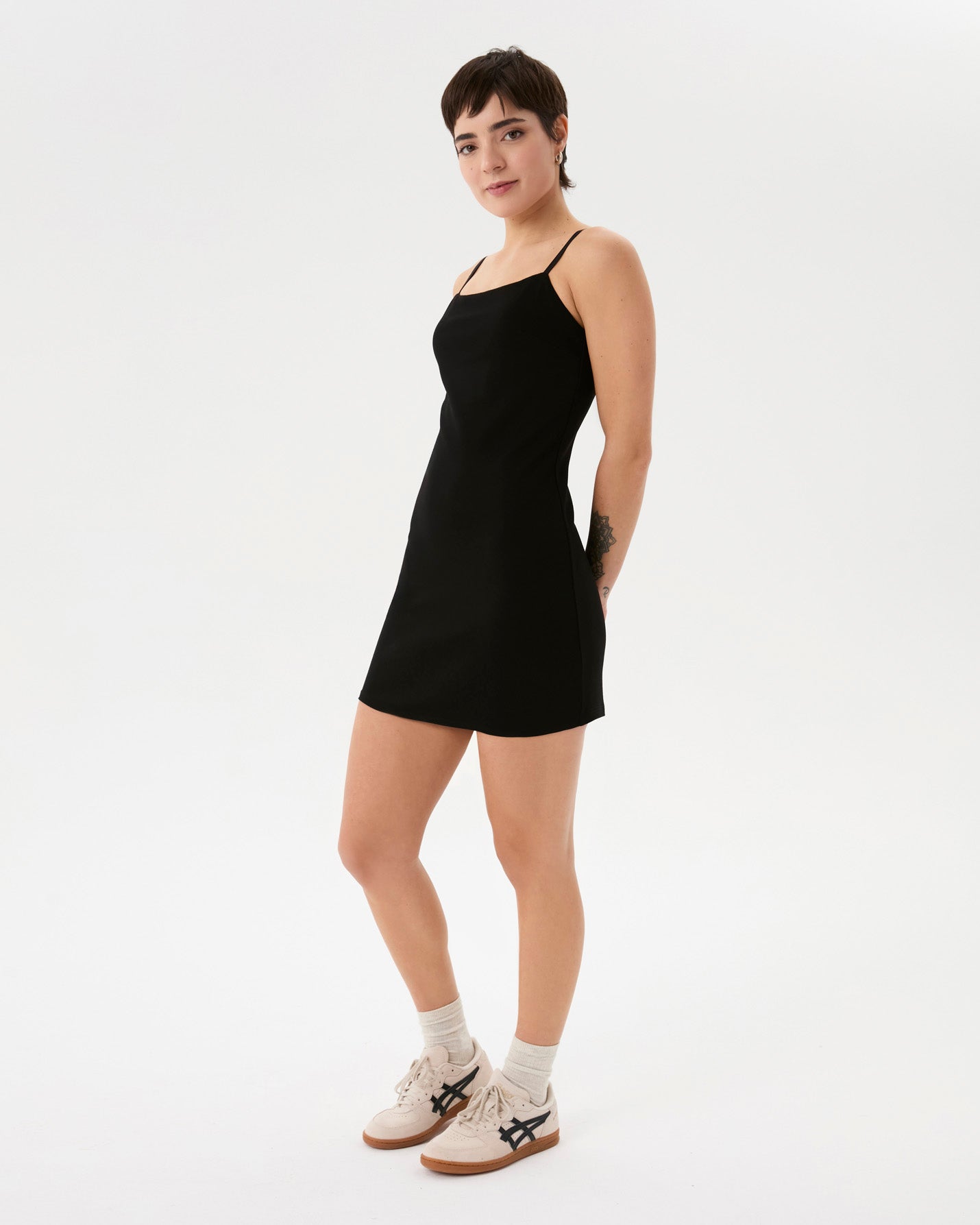 Siyah Askılı Mini Elbise