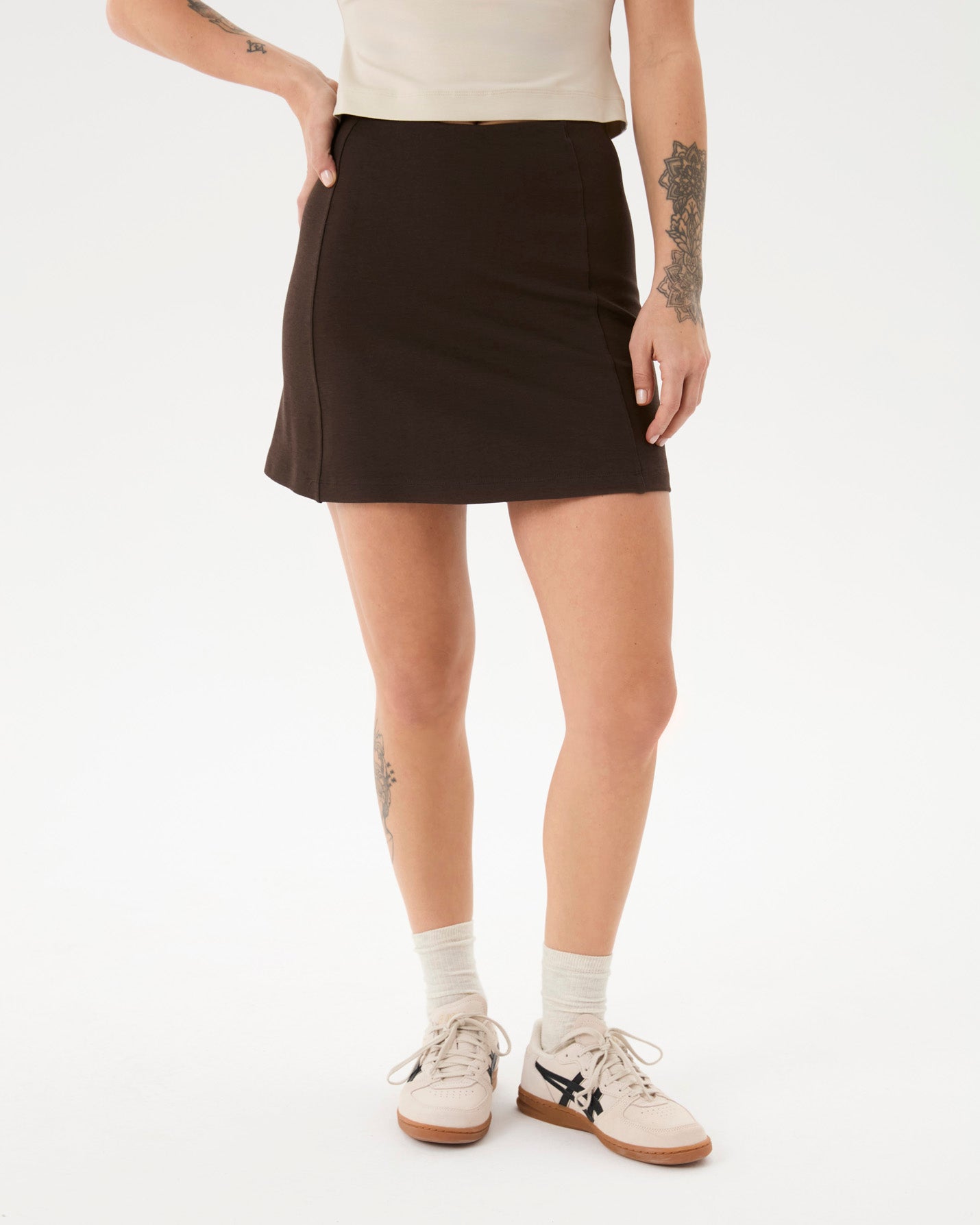 Kahverengi Şortlu Çan Etek