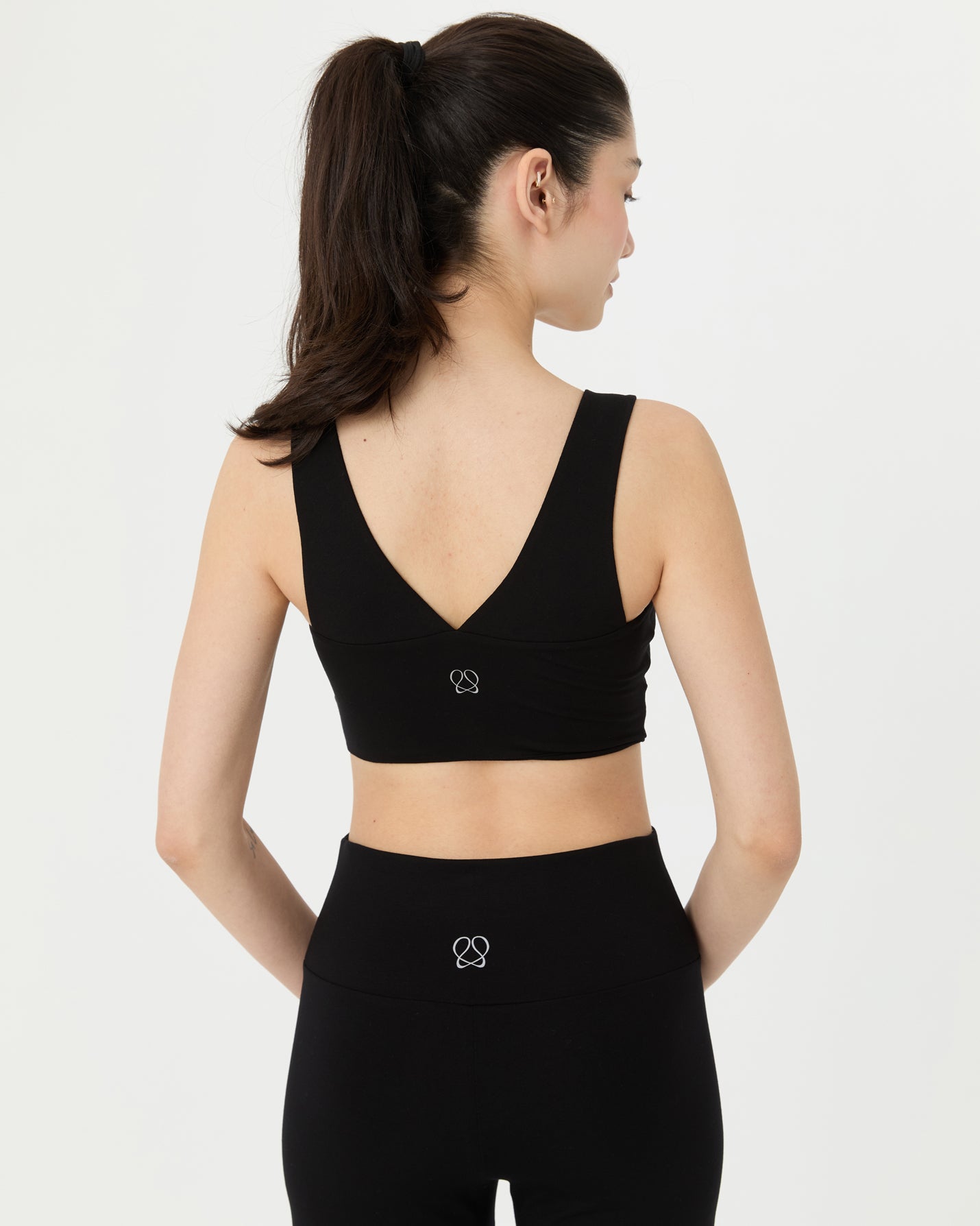 Siyah Büzgülü V Yaka Yoga Bra