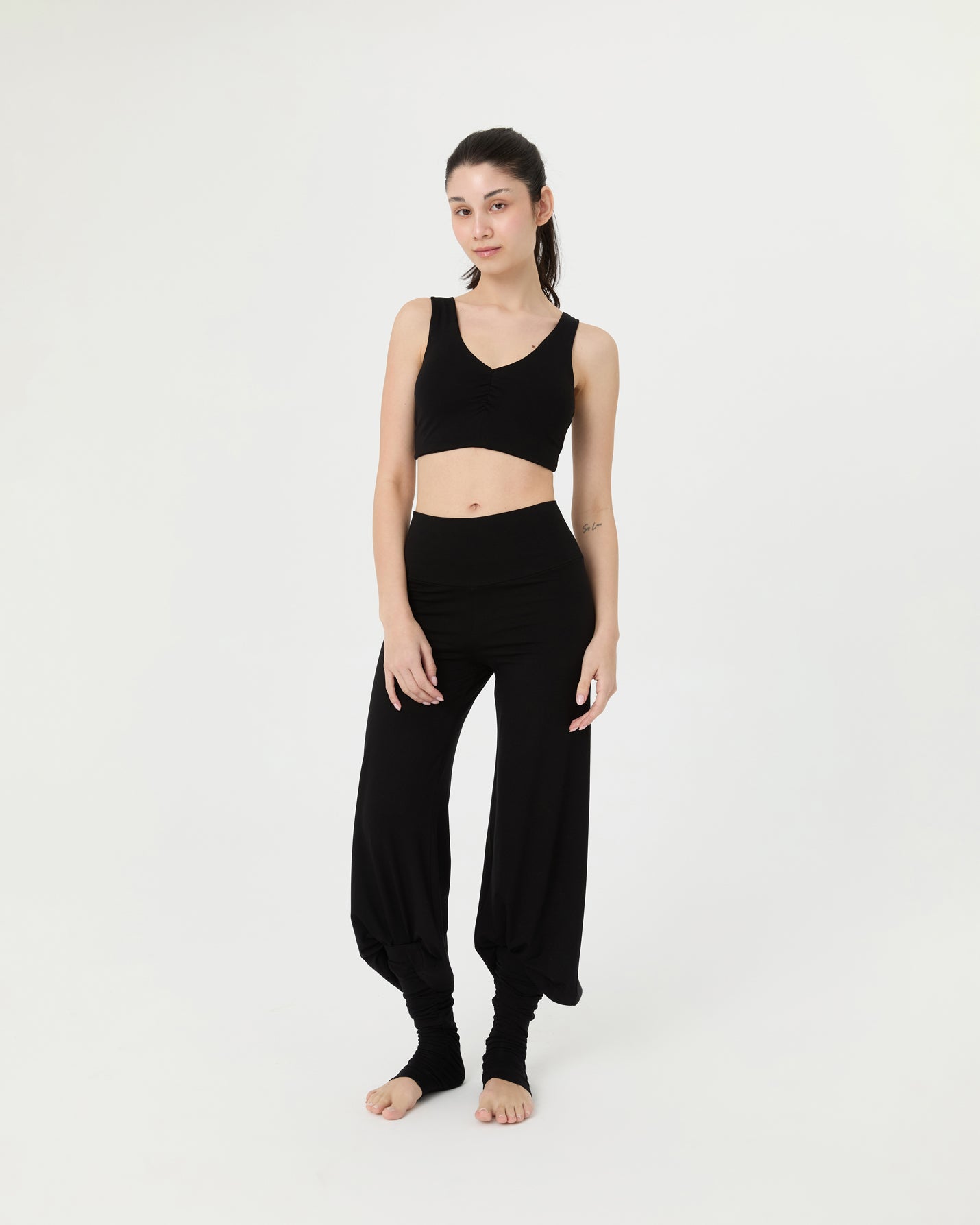 Siyah Büzgülü V Yaka Yoga Bra