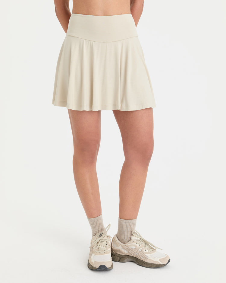 Krema Volanlı Şort Etek