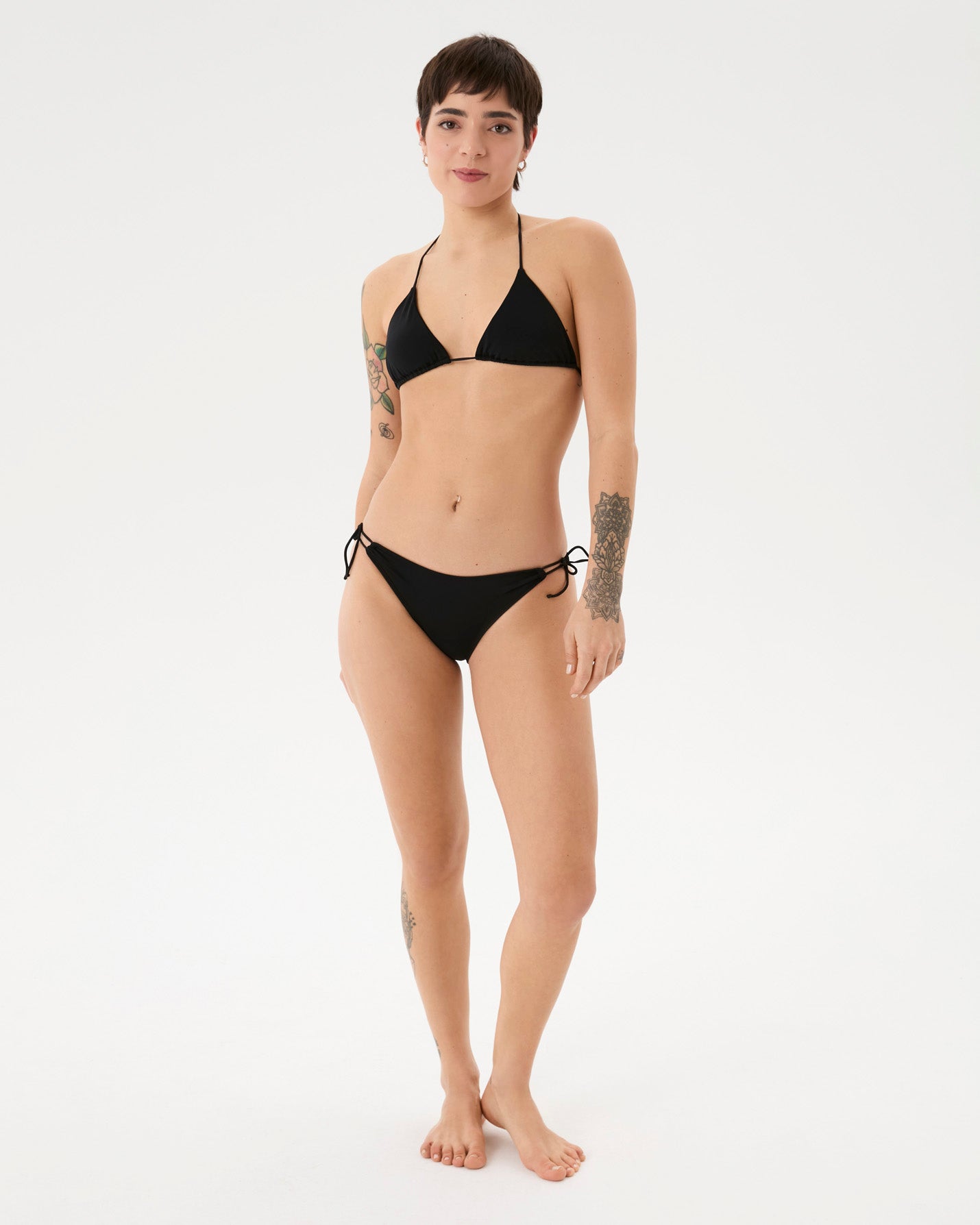 Siyah İpli Üçgen Bikini Takım