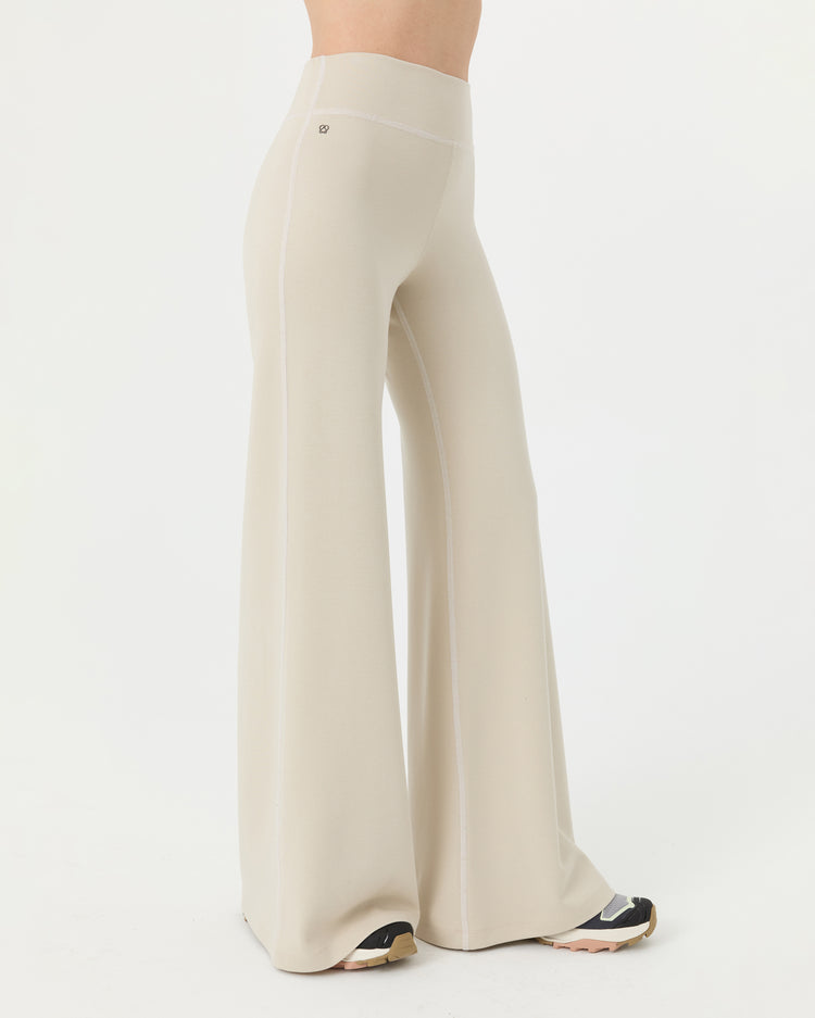 Krema Bol Paça Weekend Pantolon