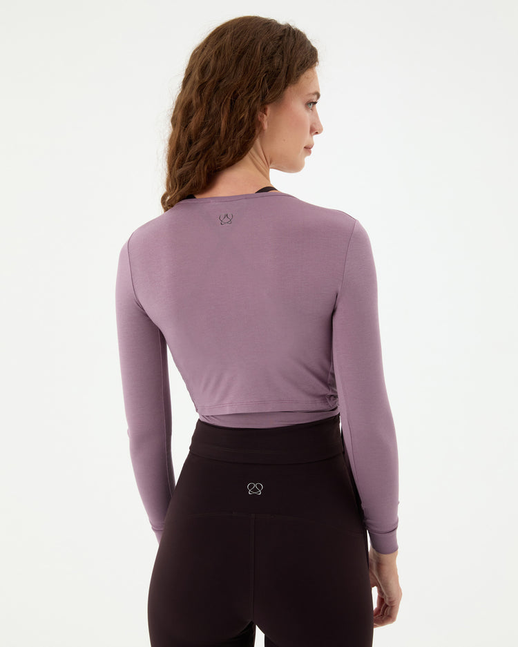 Lila Anvelop Wrap Crop