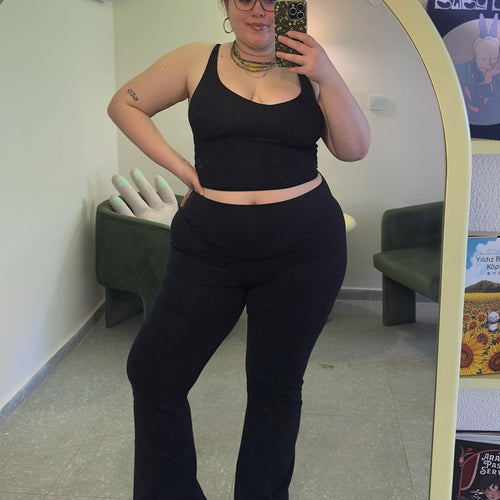 Siyah Halter Half Crop Bluz