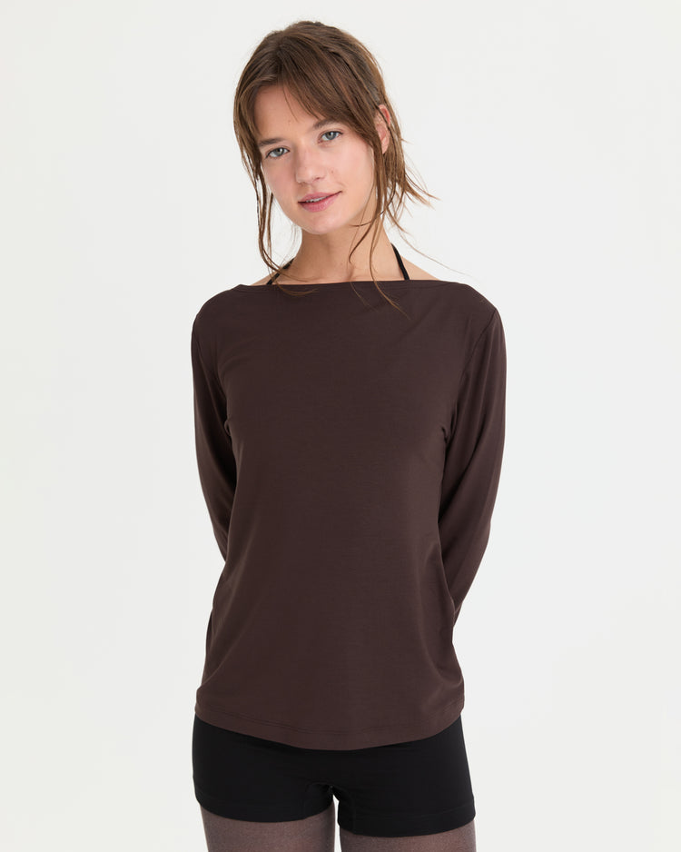 Kahverengi Kayık Yaka Uzun Kollu Bluz