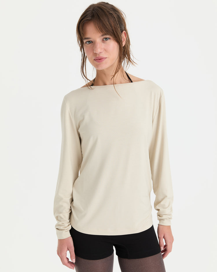 Krema Kayık Yaka Uzun Kollu Bluz