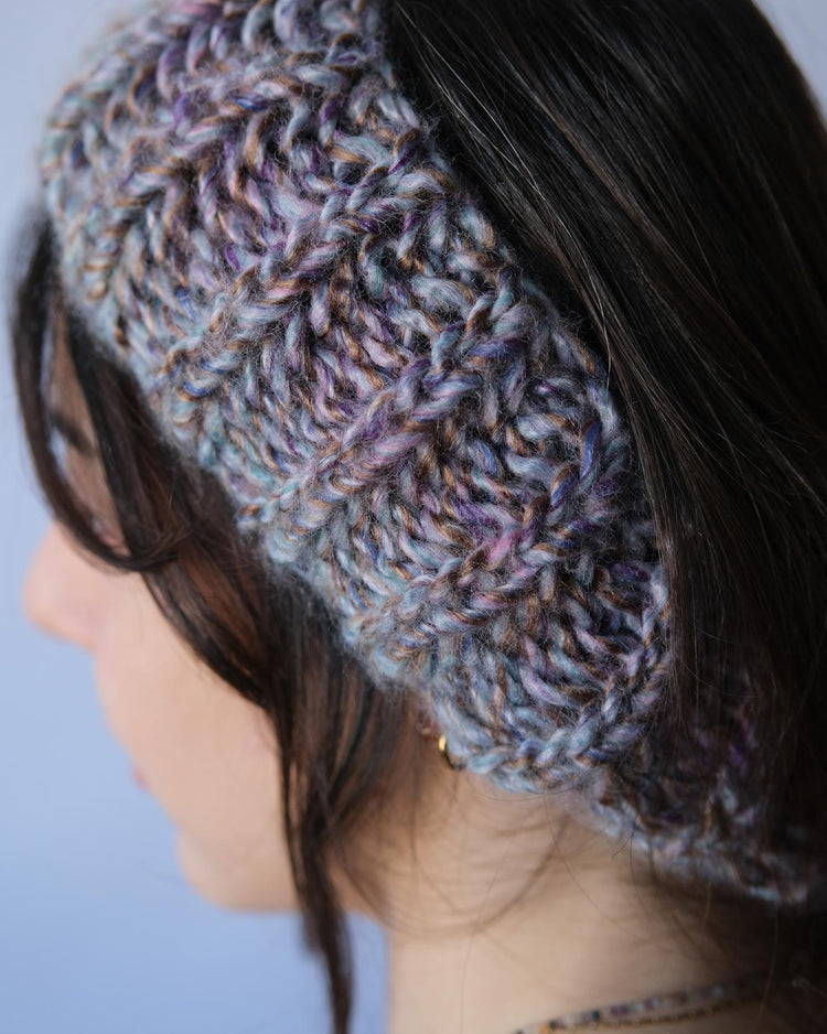 Menekşe El Örgüsü Saç Bandı