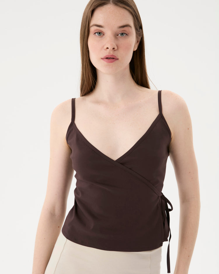 Kahverengi Askılı Anvelop Bluz