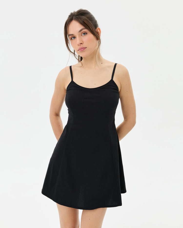 Siyah Tulumlu Spor Elbise